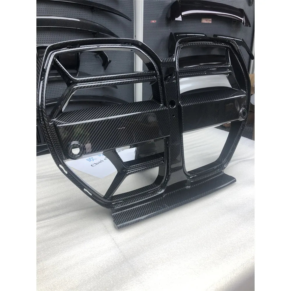 Hypospec CSL Dry Carbon Centre Grille – BMW M3 / M4 G80 G82 G83