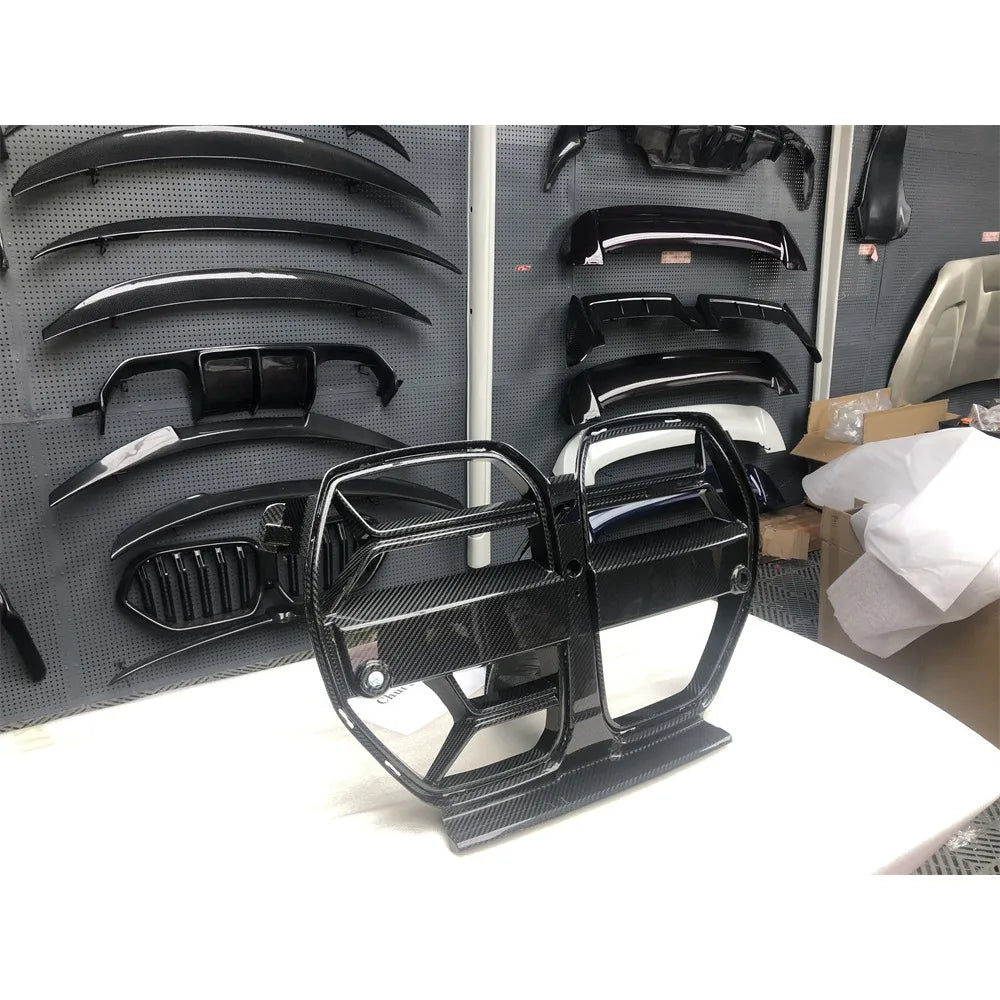 Hypospec CSL Dry Carbon Centre Grille – BMW M3 / M4 G80 G82 G83